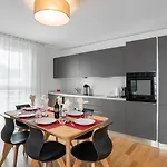 公寓 Loctowers A4-9-2 By Interhome *